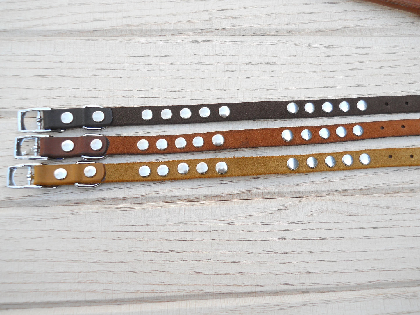 Soft Leather Dog Collar with Decorative Rivets – Custom Tiny Pet Collar for Chihuahua or Yorkie