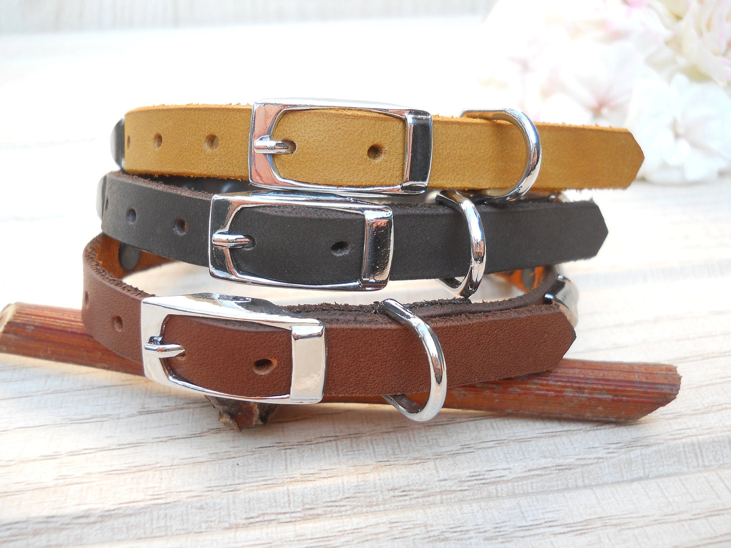 Leather Dog Collar with Pyramid Rivets – Personalized Tiny Dog Collar for Chihuahua or Yorkie