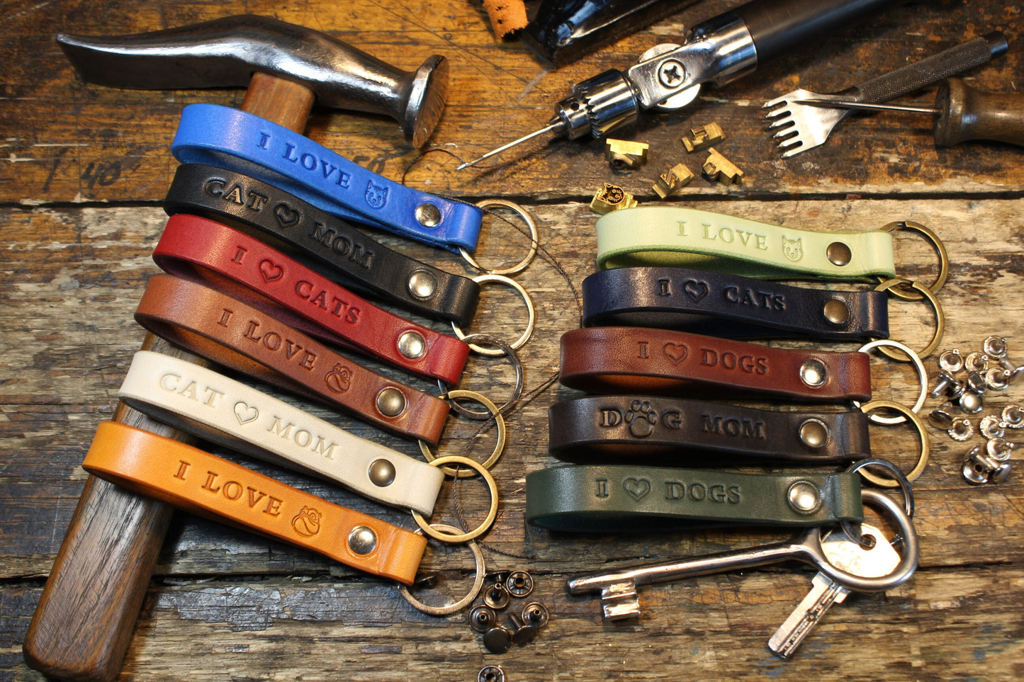 Custom Leather Pet Keychain – Dog or Cat Name Keychain