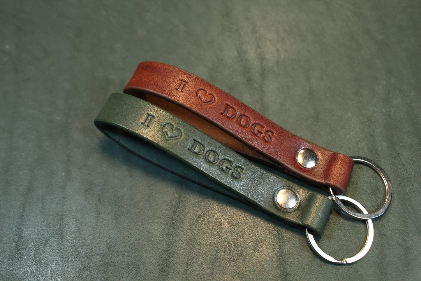 Custom Leather Pet Keychain – Dog or Cat Name Keychain