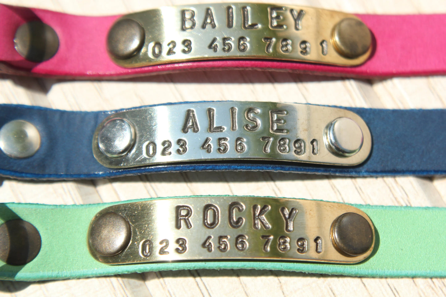 Personalized Leather Breakaway Cat Collar – Soft, Safe & Comfortable